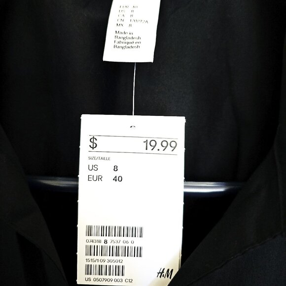 H&M Women's Button Down Collared V-neck Long Sleeve Black Dress Shirt - Picture 3 of 3